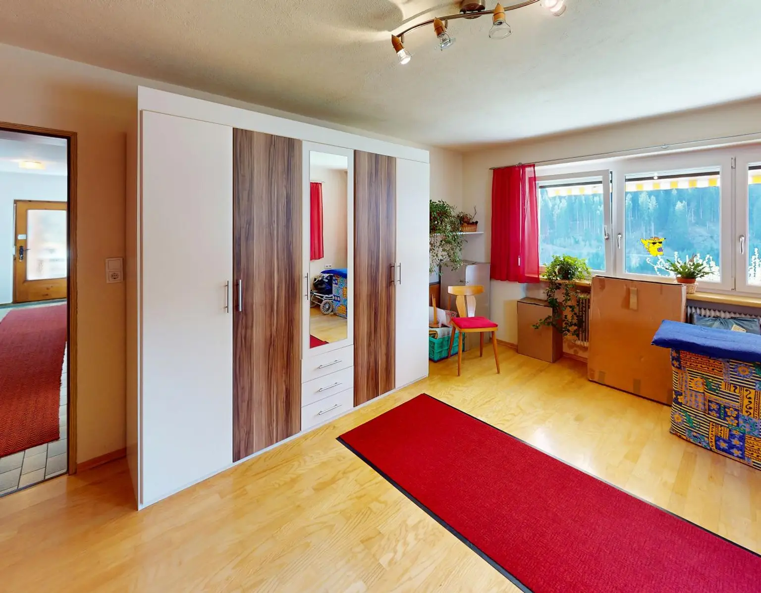 Strengen - Haus - UG Zimmer