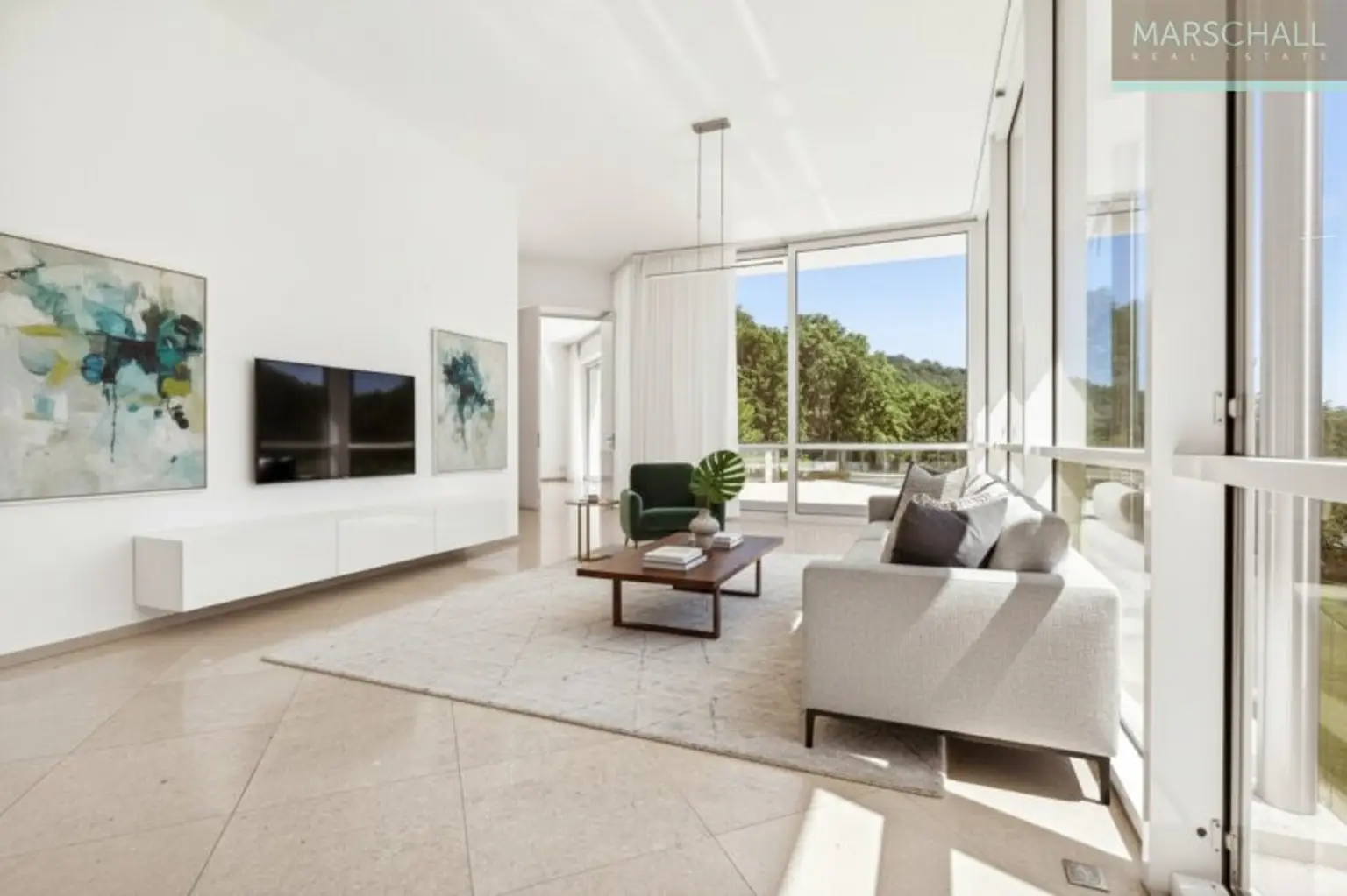 Elegantes Anwesen mit großzügigem Grundbesitz (11.045 m²) zur Vermietung