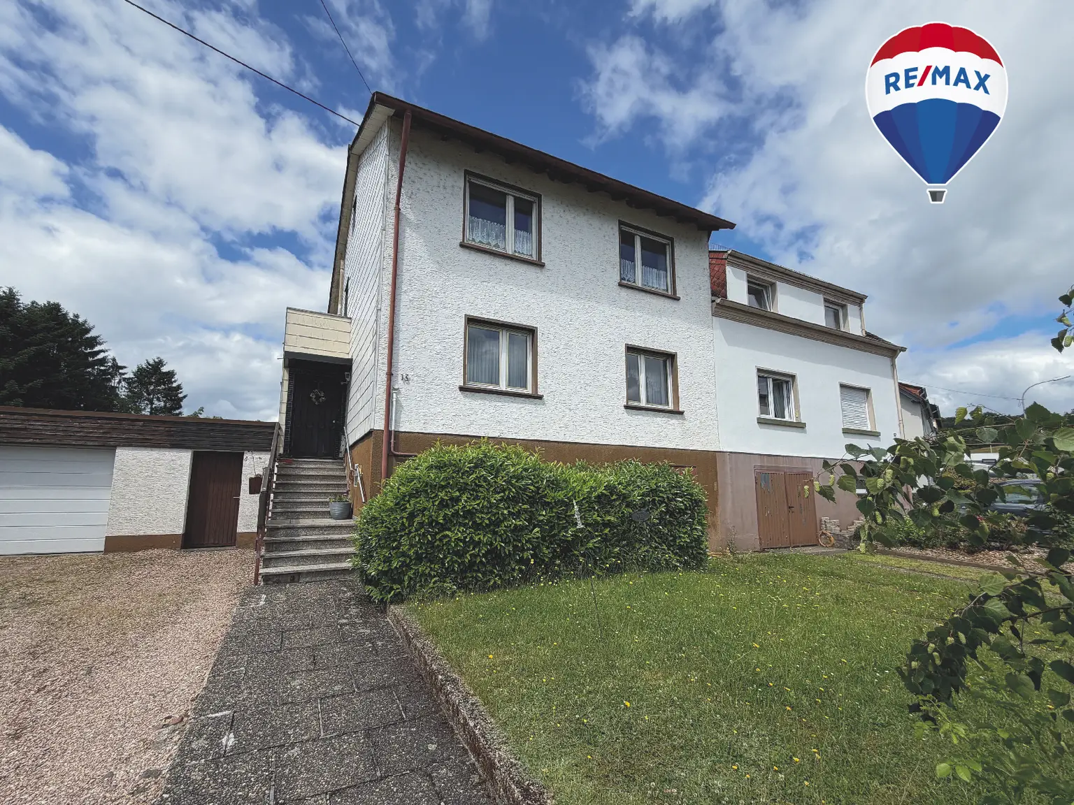 133 m² Wohnfläche
873 m² Grundstück
Gepflegte Doppelhaushälfte in ruhiger Lage