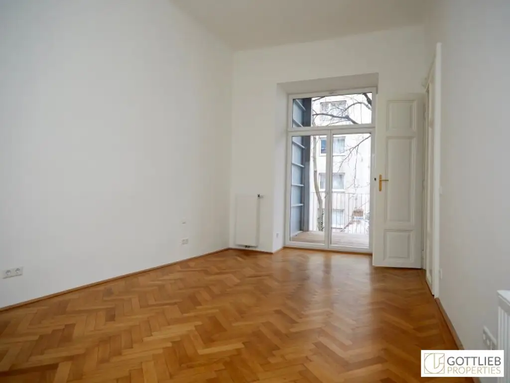 Bestlage Hamerlingplatz! 6-Zimmer-Stilaltbau-Apartment mit herrlicher West-Loggia und optionalem Tiefgaragenplatz in Grünruhelage