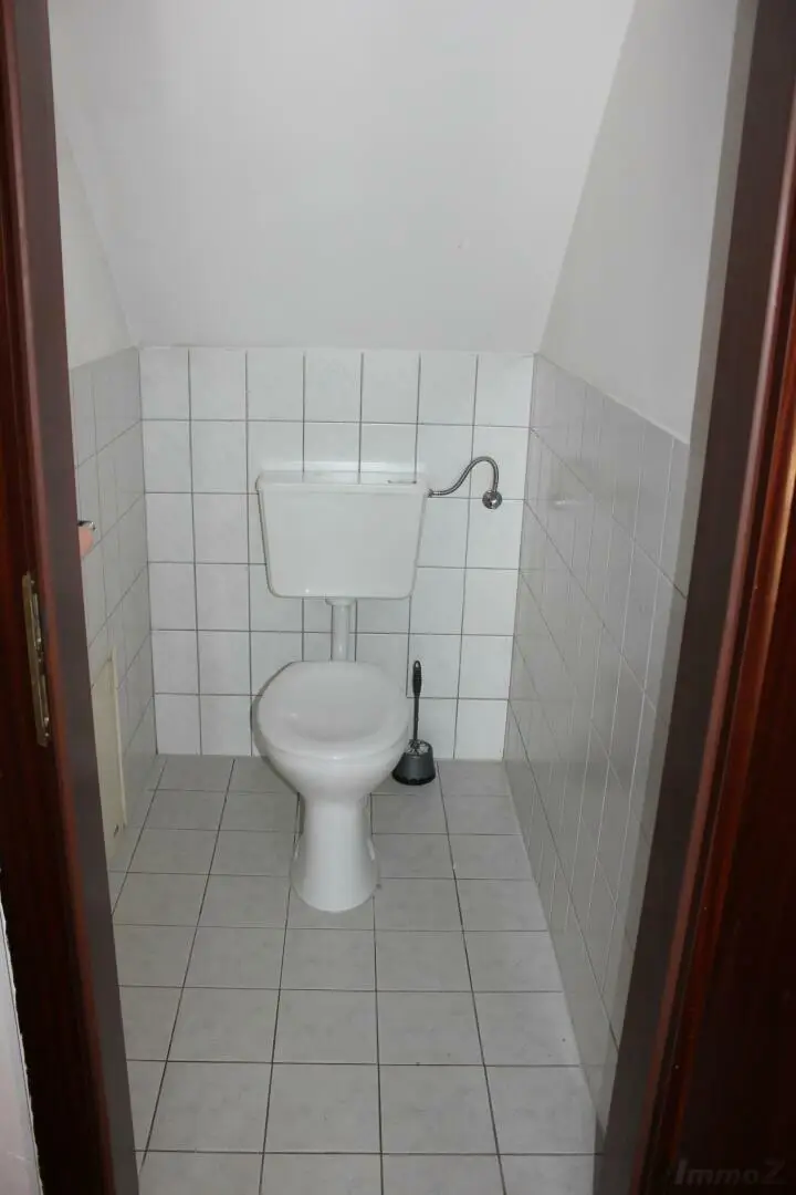Deutschfeistritz, tolle 2-Zimmer-DG-Wohnung in ruhiger zentraler Lage zu beziehen
