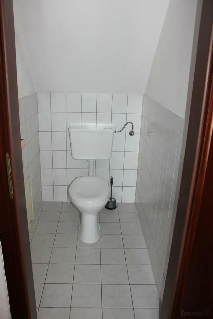 Deutschfeistritz, tolle 2-Zimmer-DG-Wohnung in ruhiger zentraler Lage zu beziehen