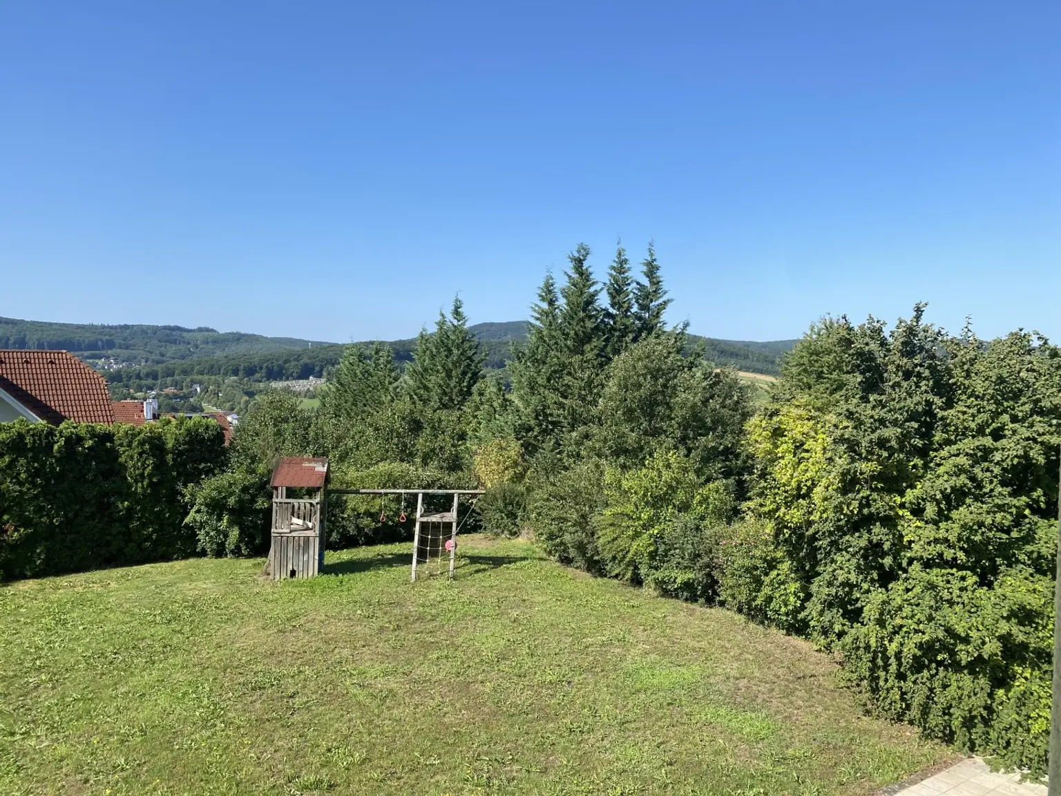 "Traumvilla mit Fernblick!"