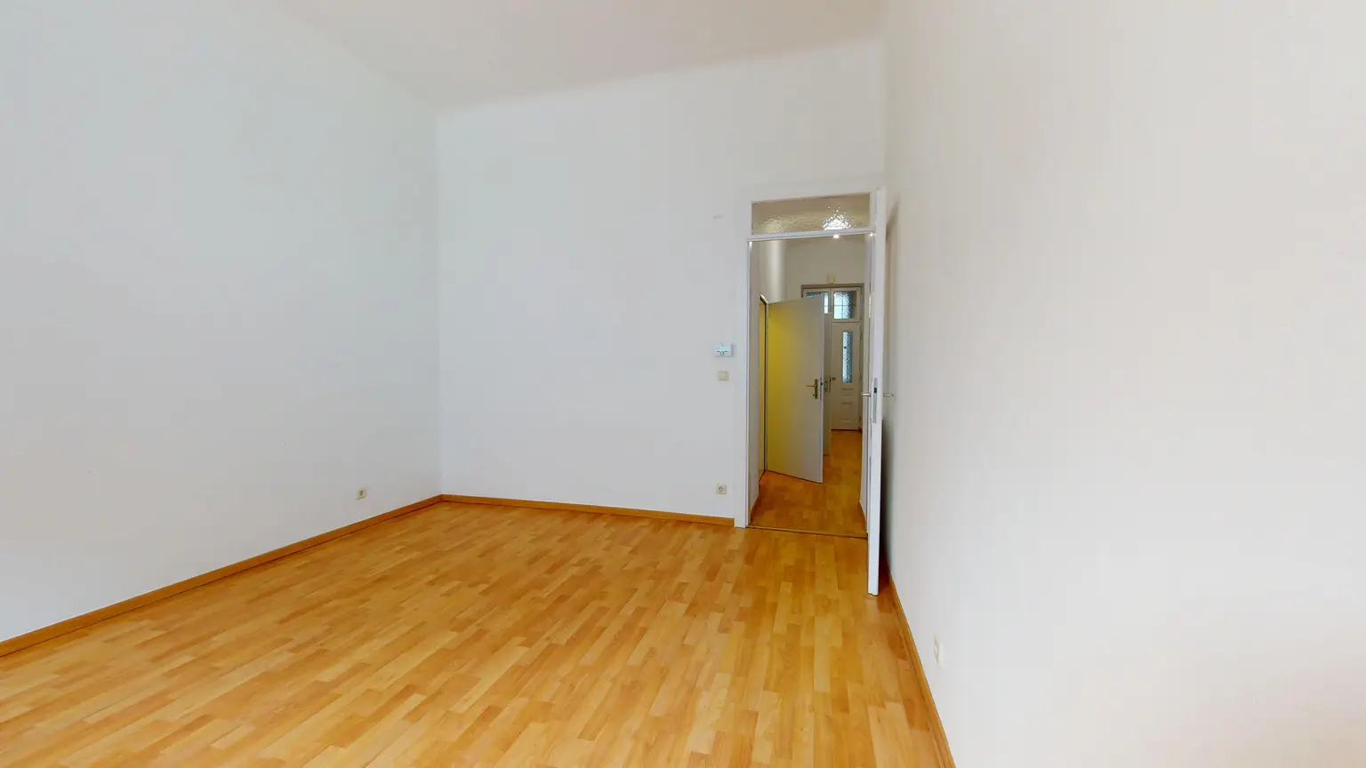 Wallgasse: Singlewohnung - Hervorragende Infrastruktur/Verkehrsanbindung