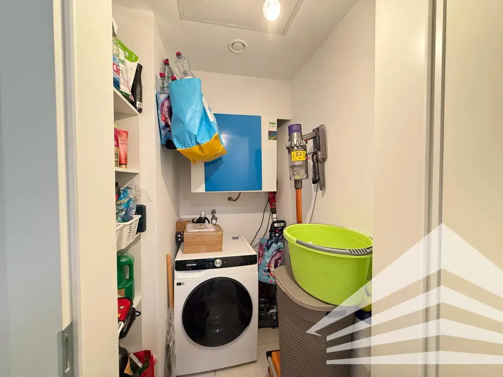 Moderne 3 Zimmerwohnung mit 177 m² Eigengarten in Linz/Pichling!