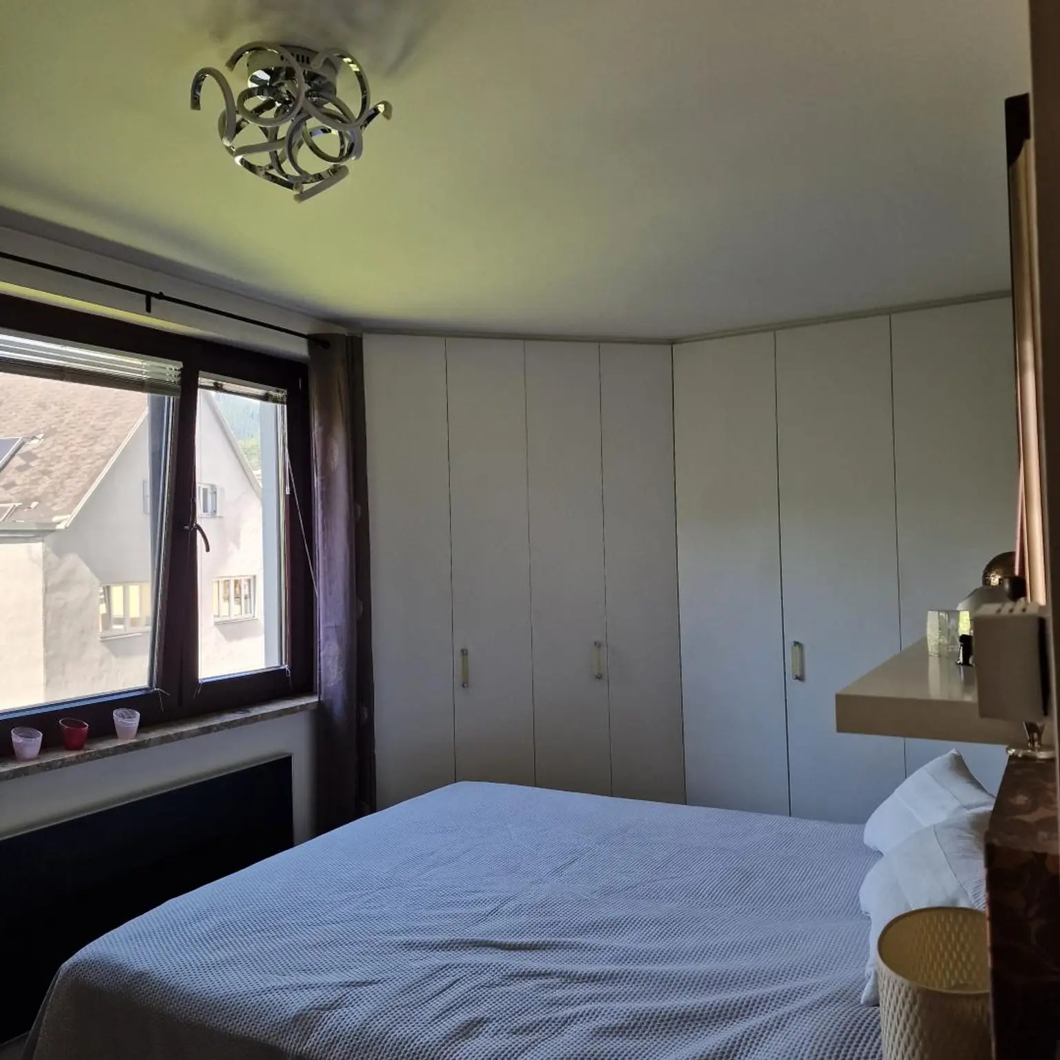Ruhige und sonnige 4-Zimmer-Wohnung in zentraler Lage!