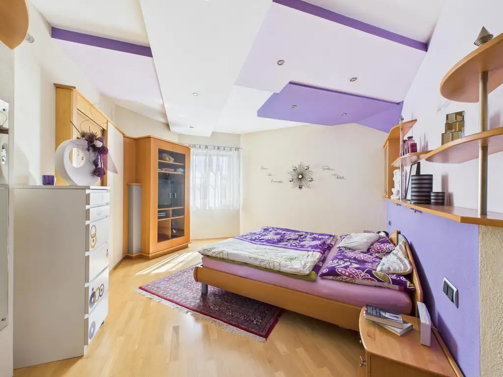 NIEDERNEUKIRCHEN: Sehr gepflegtes und perfekt aufgeteiltes EINFAMILIENHAUS mit ca.151 m² Wohnfläche, Grundstück ca. 796 m²
