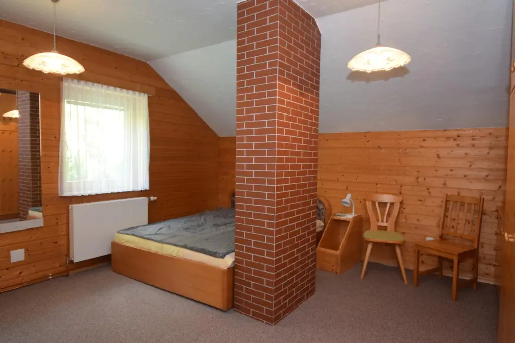 Haus mit großem Grundstück