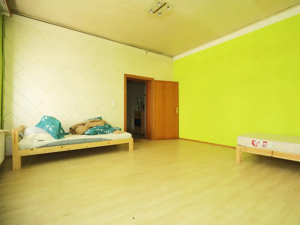 Renovierungsbedürftiges ZInshaus mit aureichend Parkplätzen im Trendbezirk Graz/Lend