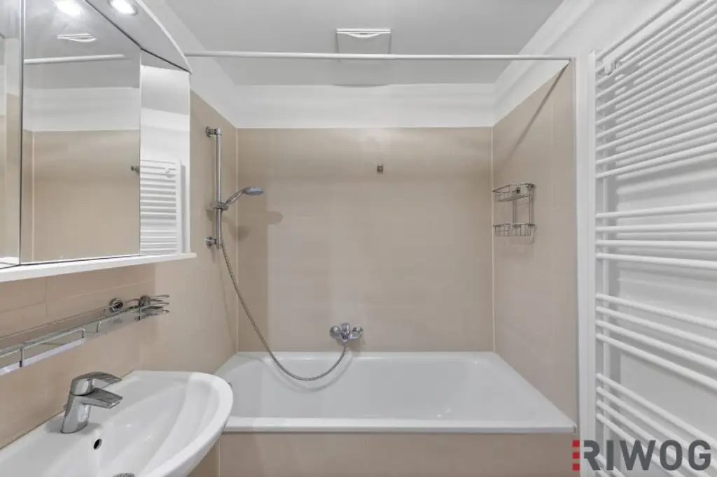 3 Zimmer plus Balkon - 200m vom Badestrand Alte Donau