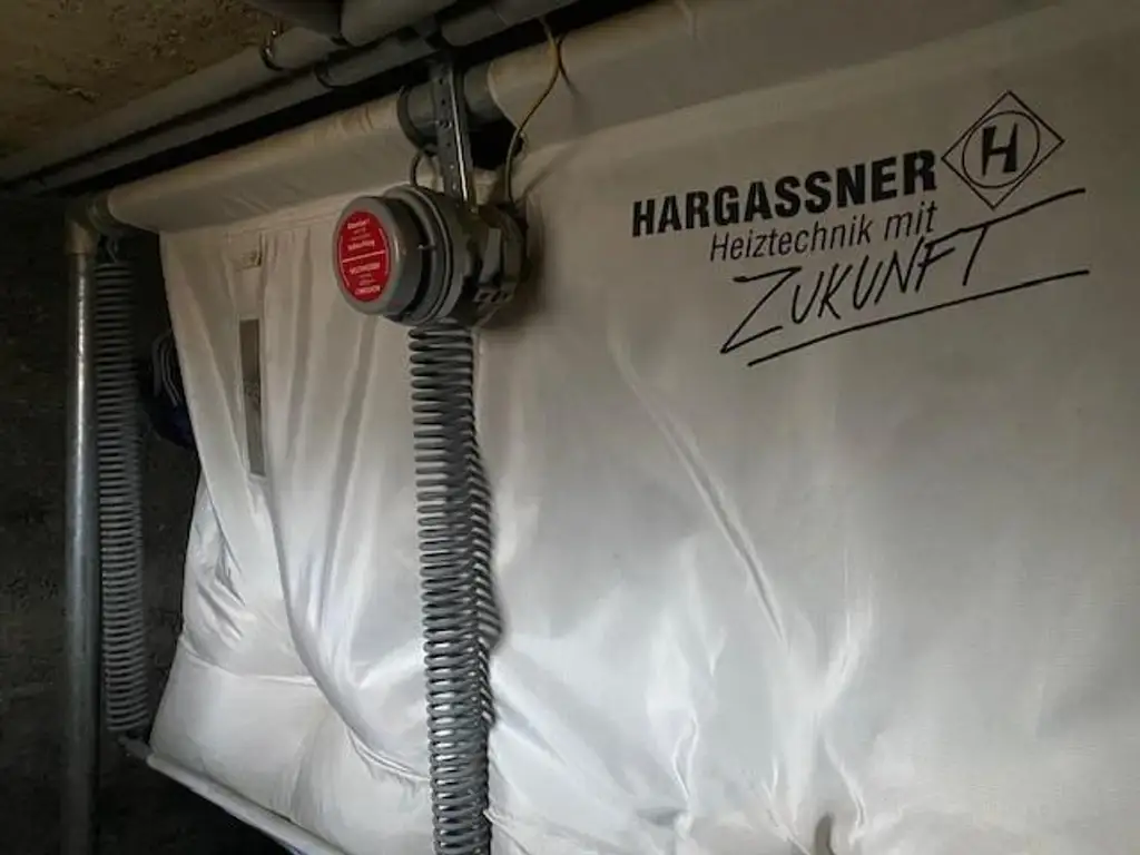 Einfamilienhaus am Stadtrand von Gloggnitz! Garten und romantisches Nebengebäude!