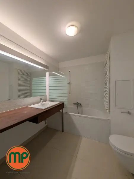 Helle 2 Zimmerwohnung mit Top-Anbindung