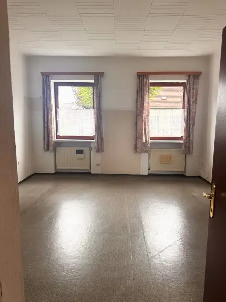 GELEGENHEIT NUTZEN! EINFAMILIENHAUS MIT EIGENGARTEN NAHE WIEN