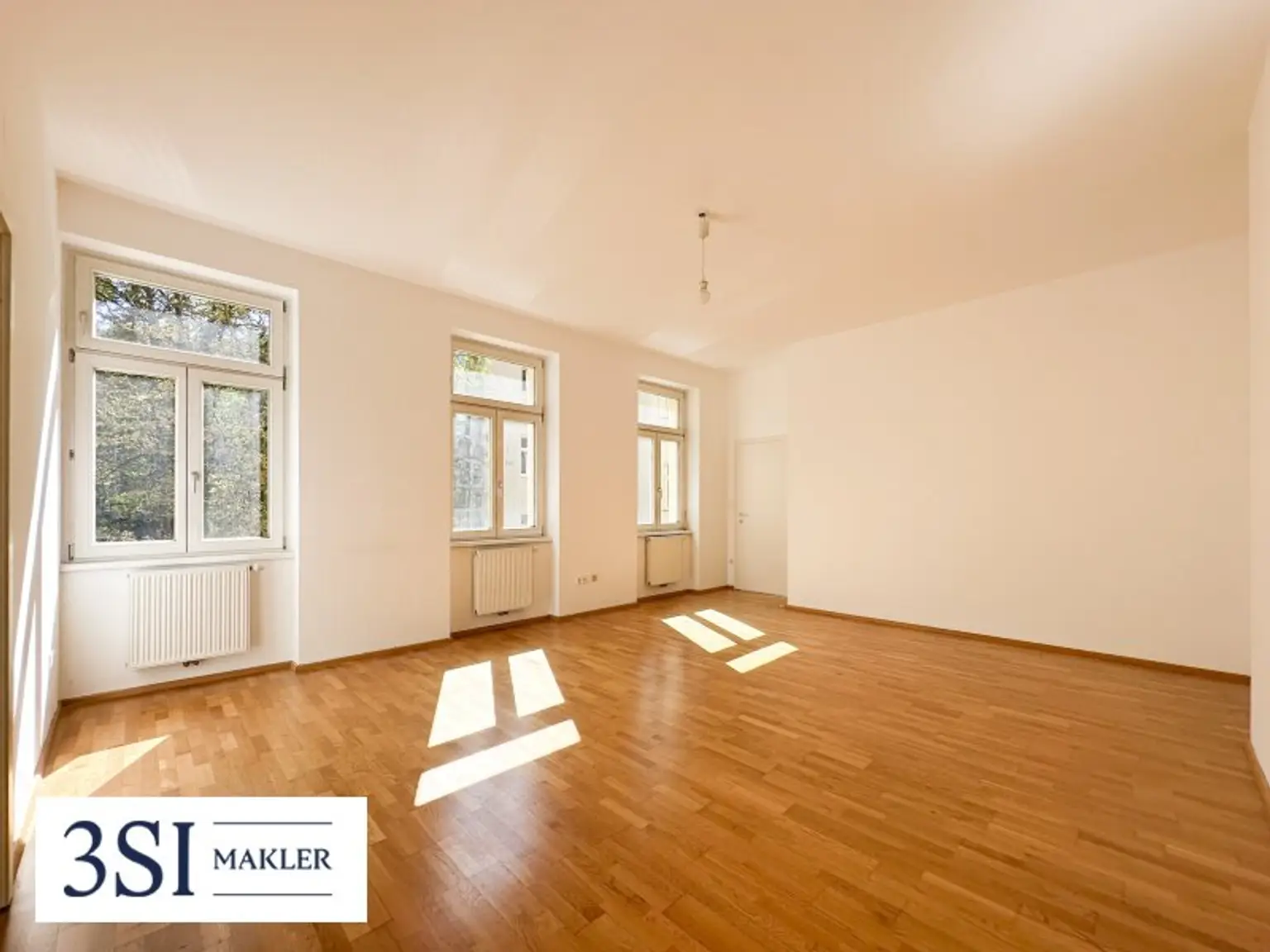 Ruheoase im Altbau – Helle 3-Zimmer-Wohnung mit großzügiger Terrasse im 3. Bezirk