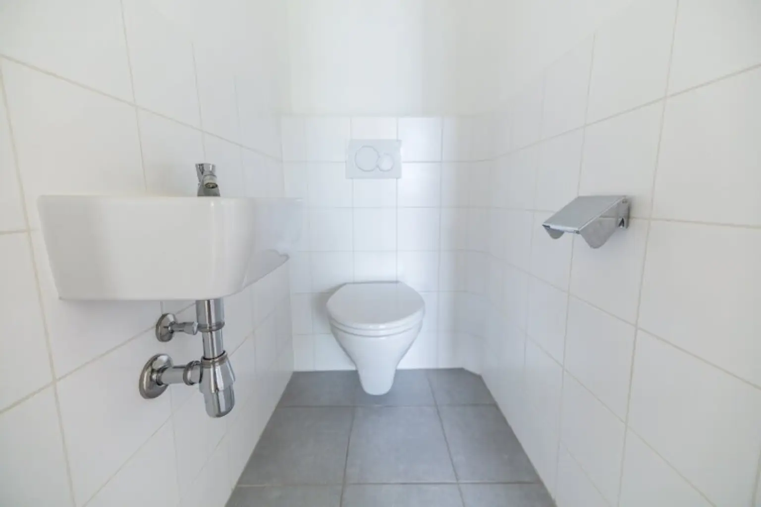 ZEITGEMÄSSES WOHNEN I MODERNE AUSSTATTUNG I HOCHWERTIGE KÜCHE I KLARE LINIEN UND ELEGANTE RAUMAUFTEILUNG I PROJEKT WOHNEN