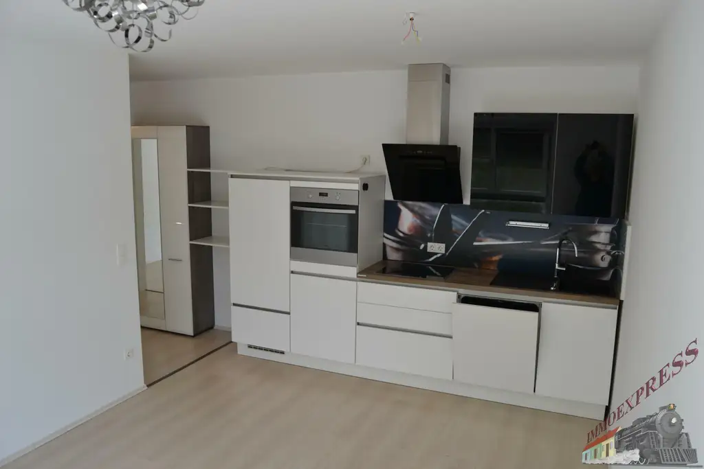 TOP 3 Zimmerwohnung mit 58m2 direkt beim Badebiotop in Fischamend