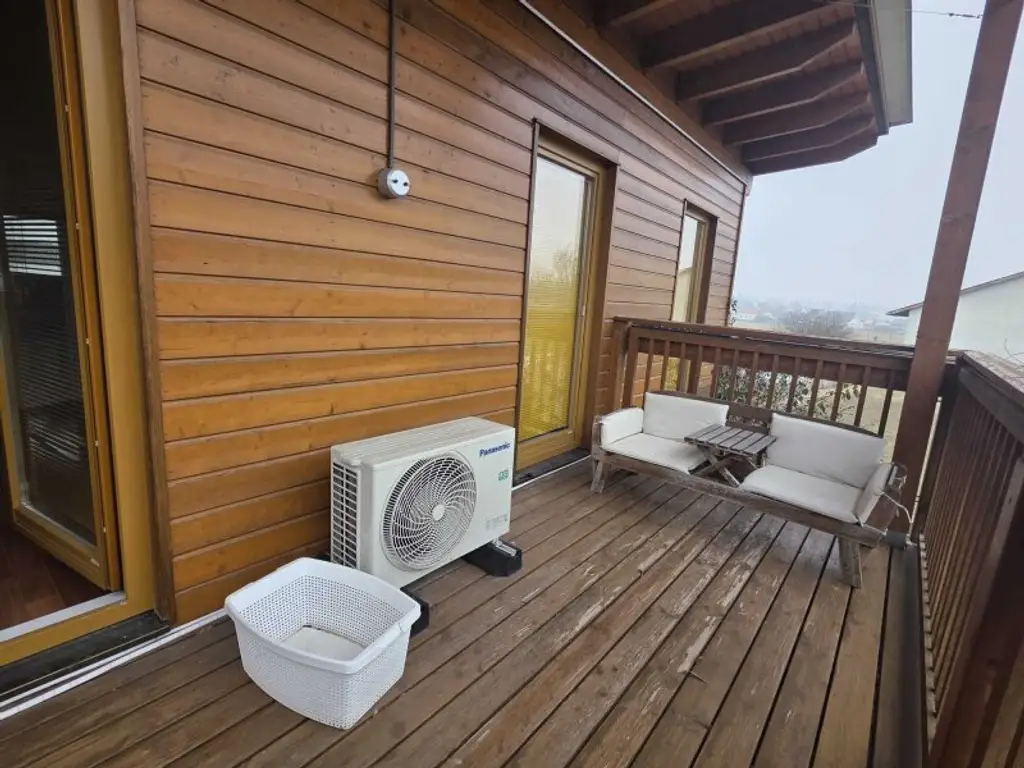 Idyllisches Einfamilienhaus in Gänserndorf: 5 Zimmer, Pool, Balkon & mehr!