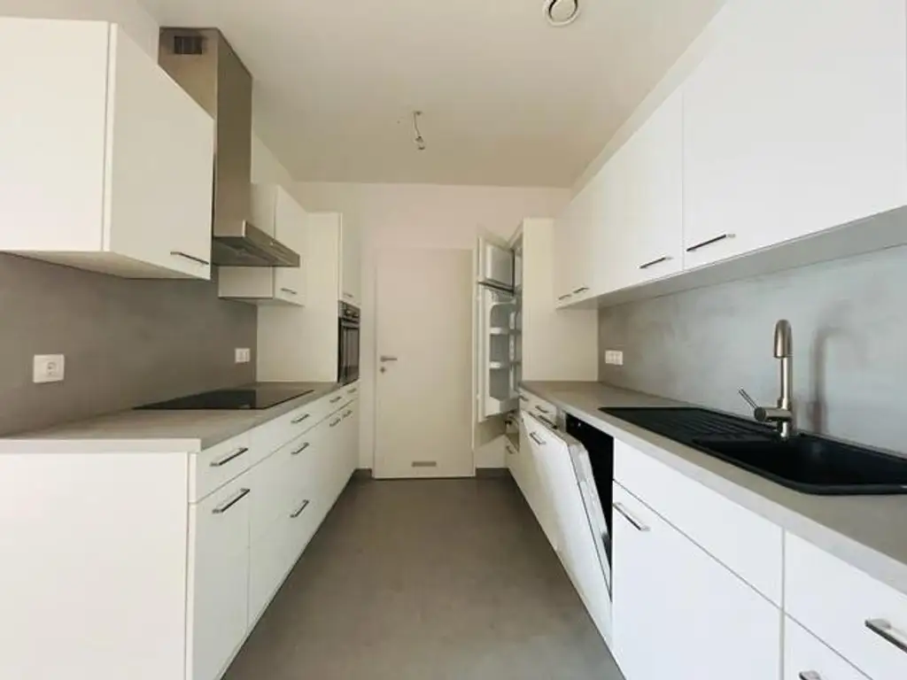 Geräumige 2-Zimmer-Wohnung mit Balkon - verfügbar ab Februar 2026