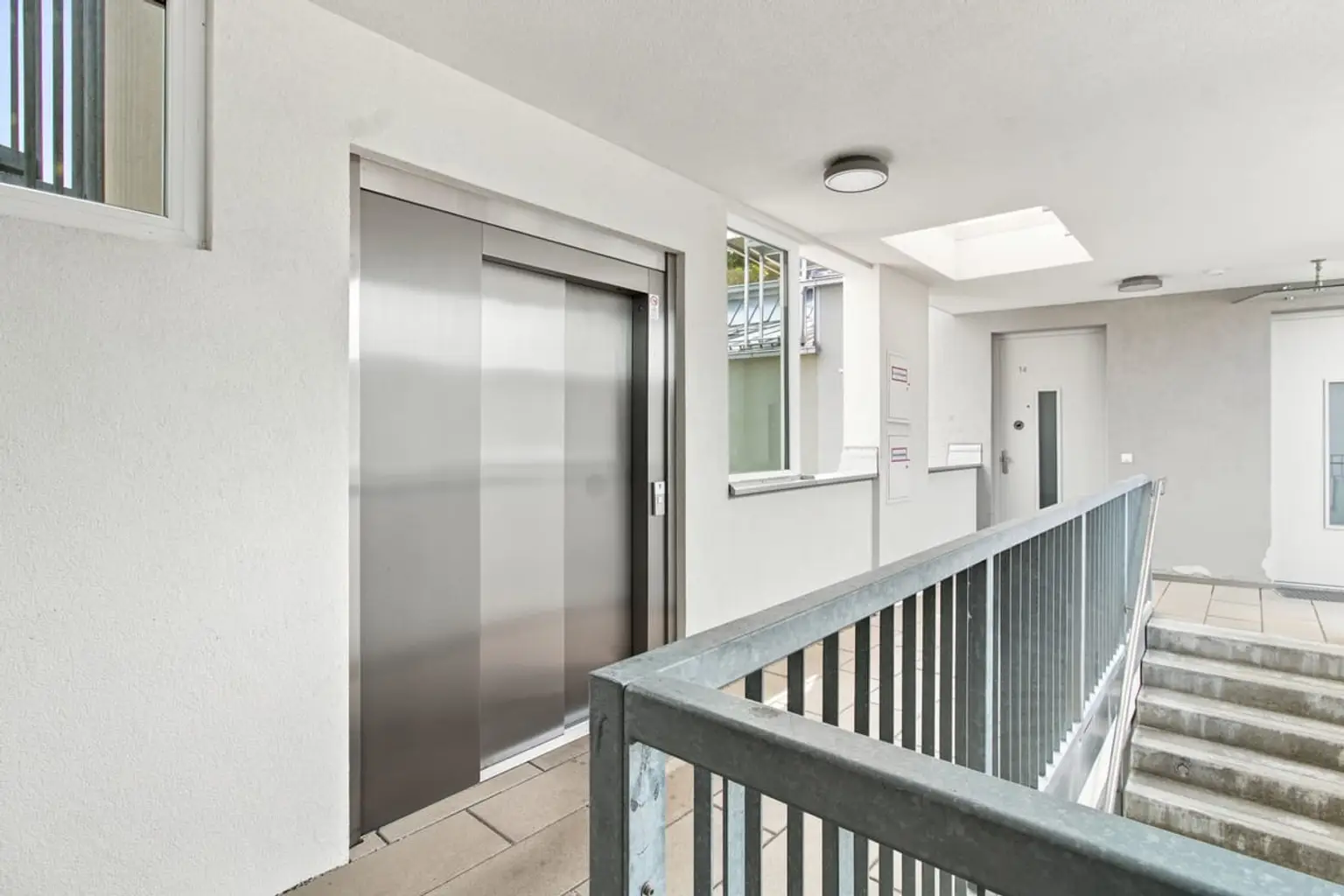 T | Exklusive DG WOHNUNG ++ mit DACHTERRASSE und WIENBLICK | Prima Service Immobilien