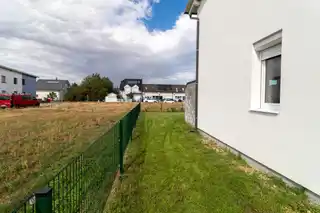 Seitlicher Grundanteil vom Haus
