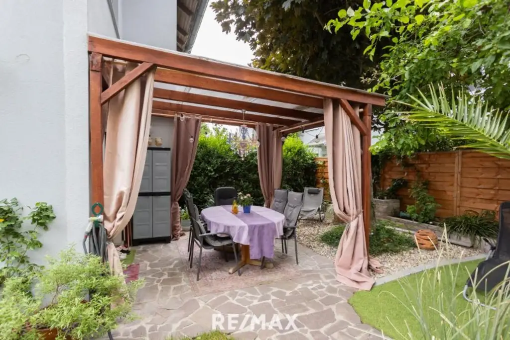 Idyllisches Reihenhaus mit Garten in Essling nahe Lobau und Marchfeld Center