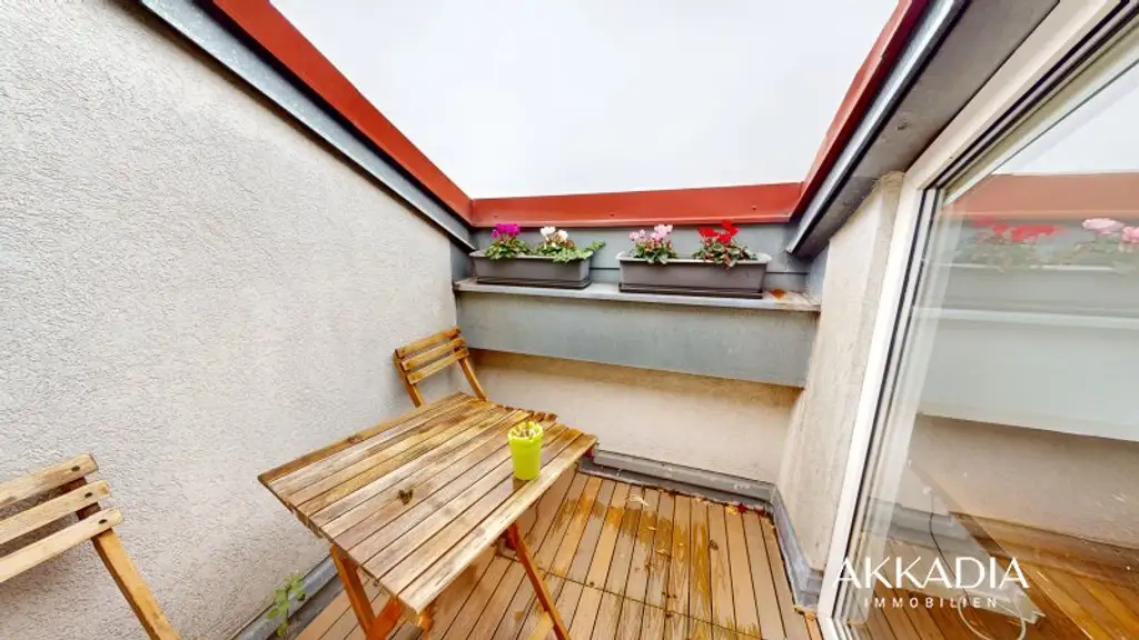 Wunderschönes Dachgeschoß Loft neben dem Augarten