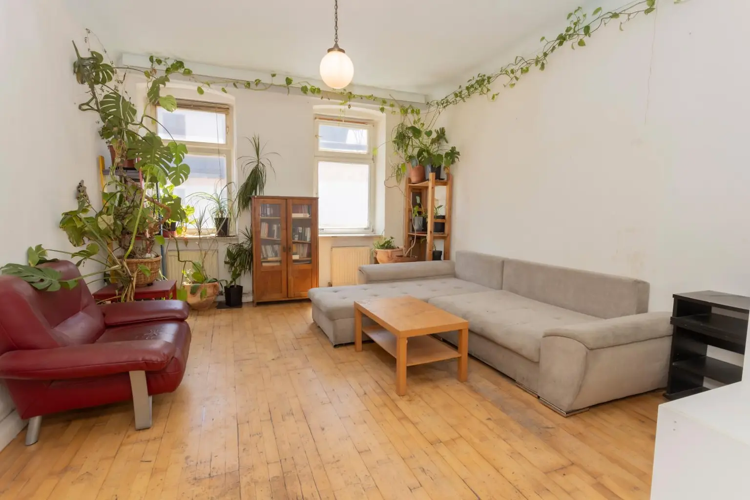 Investieren oder selbst gestalten – 3.Zimmer - 63 m² Altbaujuwel im 16. Bezirk