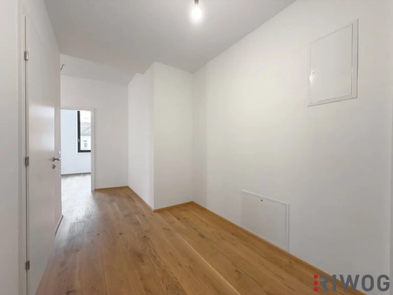 HERBSTAKTION - NEUE PREISE | 2-Zimmer Altbauwohnung mit geräumiger Wohnküche | Fernwärme