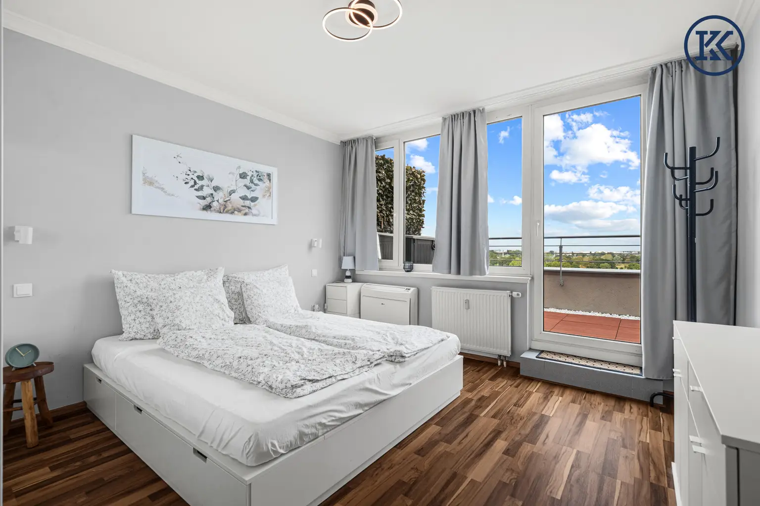 2 Zimmerwohnungen mit großer Terrasse im 8. Stockwerk!