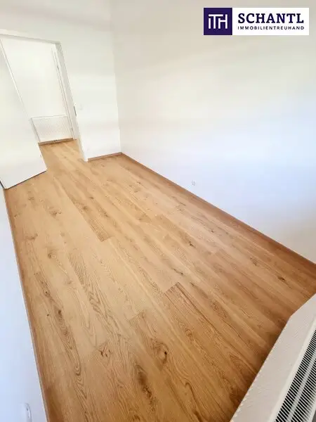 Ruheoase im Grünen! Sonnig. Saniert. Einfach super! Erstbezug mit Wohlfühlfaktor! 4 Zimmer + 2 Balkone + Garagenplatz + Hochwertige Einbauküche! Grün wohin das Auge reicht!