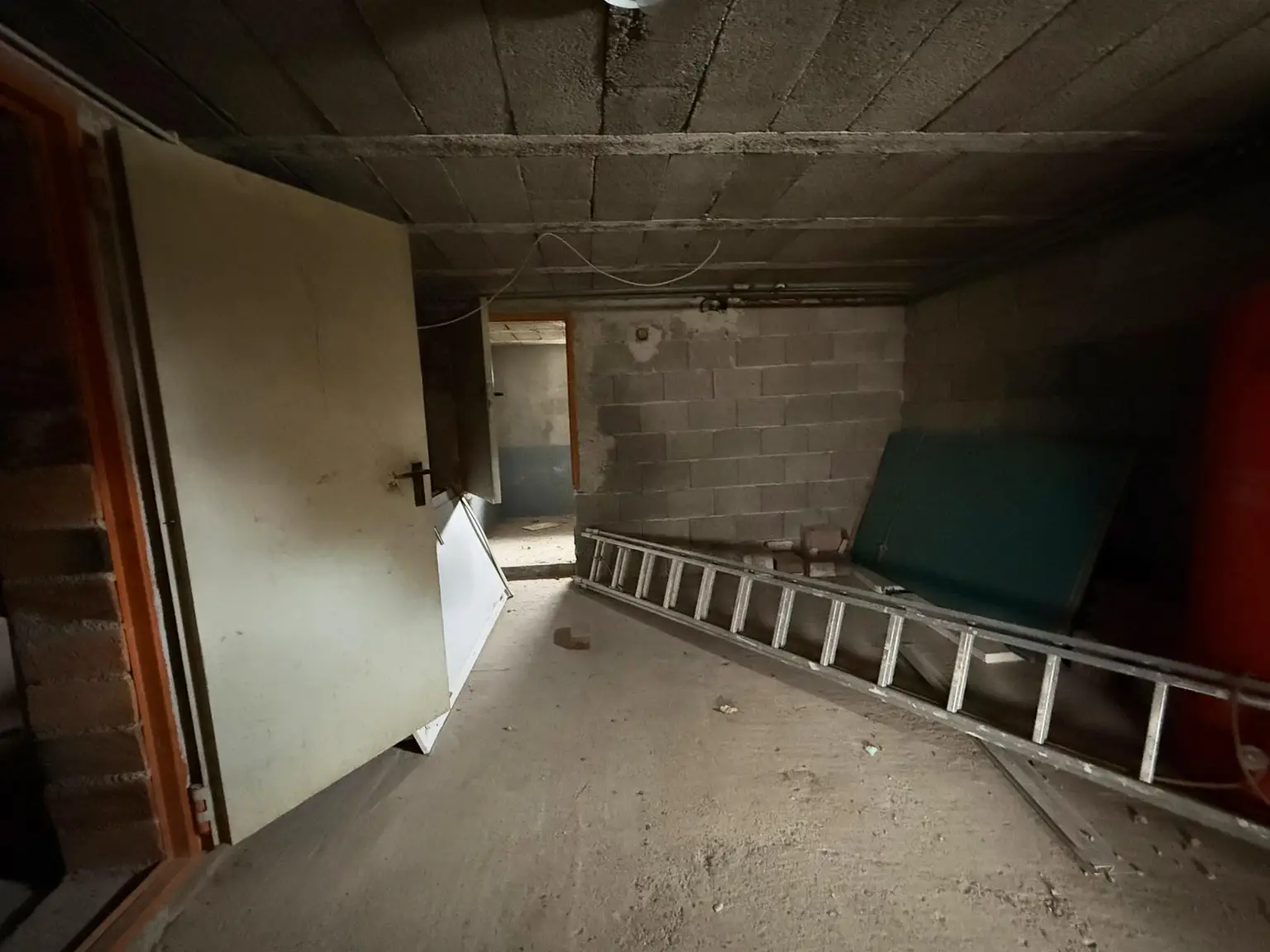 Unter-/Kellergeschoss