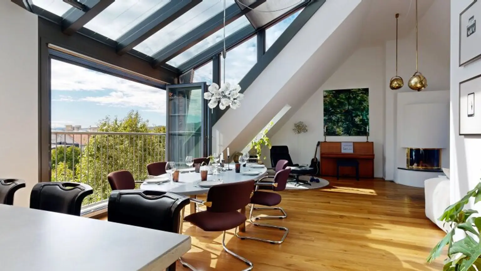 Dachgeschoss-Maisonette mit Loft-Charakter, Wellness-Oase & Weitblick