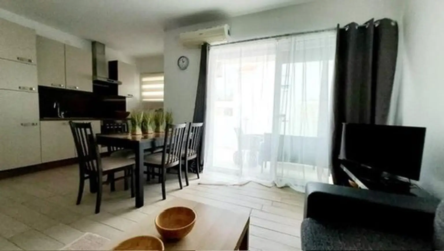 52F7960E-8956-42F2-810A-27EF3A309D9F_4_5005_c