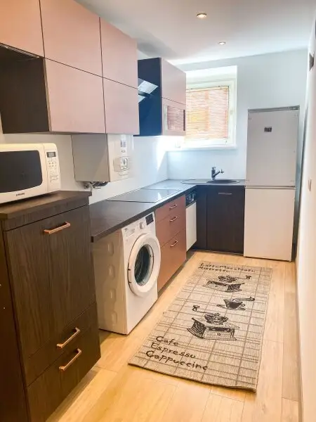 Zentrale 4-Zimmer-Wohnung nahe Mariahilfer Straße – 2 ruhige hofseitige Schlafzimmer & Top-Anbindung (U3/U6/U4)