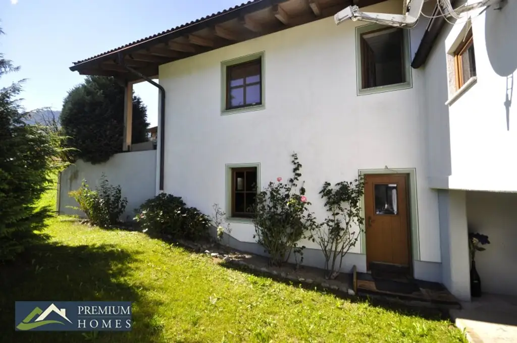 FÜGENBERG - Es erwartet Sie eine Doppelhaushälfte in Aussichtslage - 5 Zimmer, Garten & 2 Balkone!