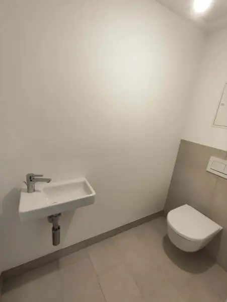 NEUBAU DACHGESCHOß-3-Zimmer-ERSTBEZUG mit Dachterrasse in 1210 Wien! Top 2/51