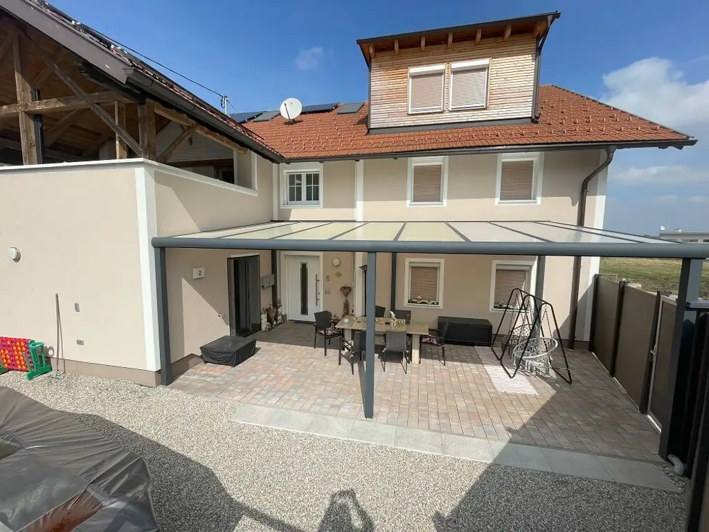 Top renoviertes und gepflegtes Erdgeschoss