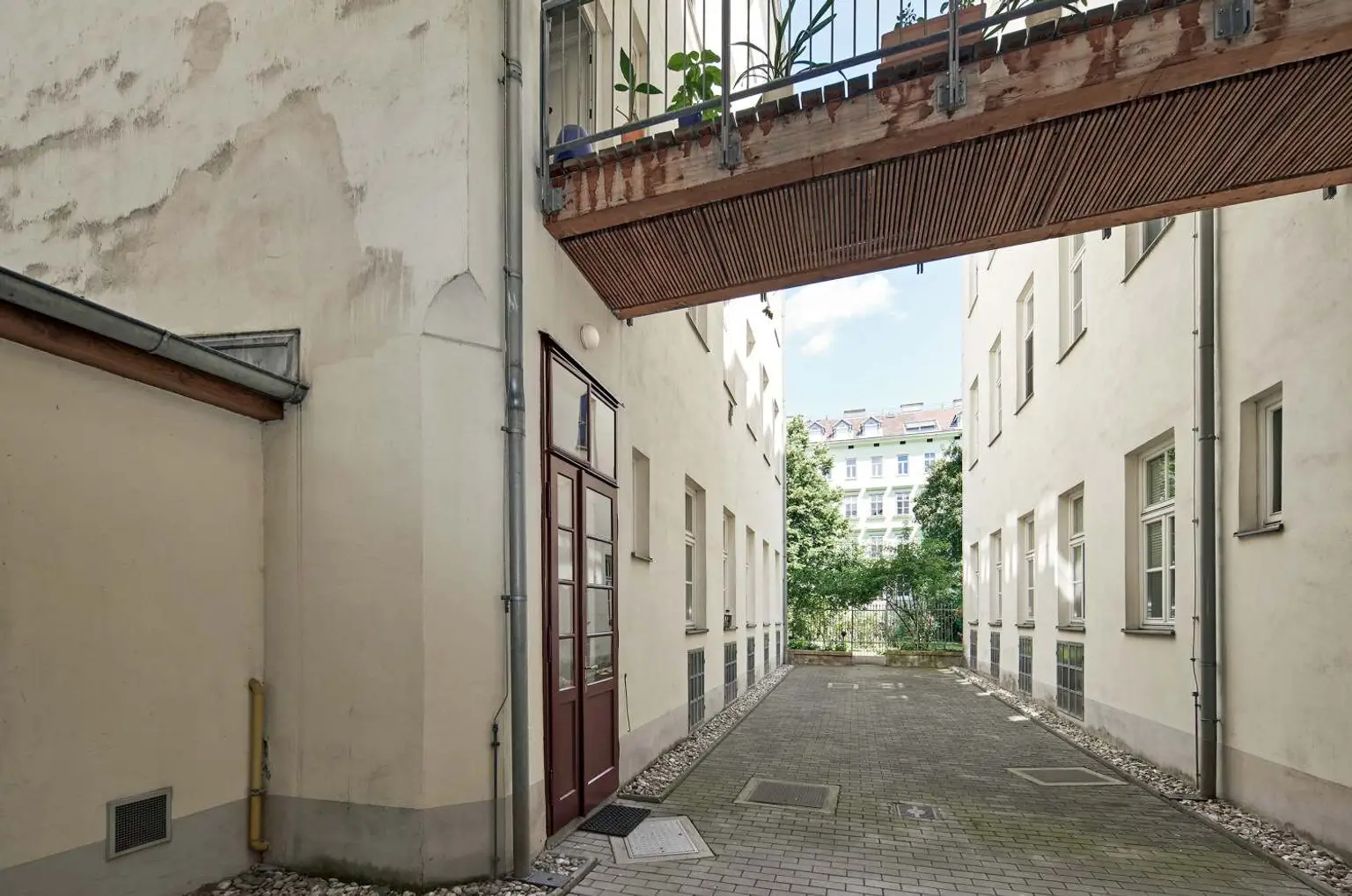 Garten-/Hofseitige 2 Zimmer-Wohnung  - befristet vermietet 14.03.2026