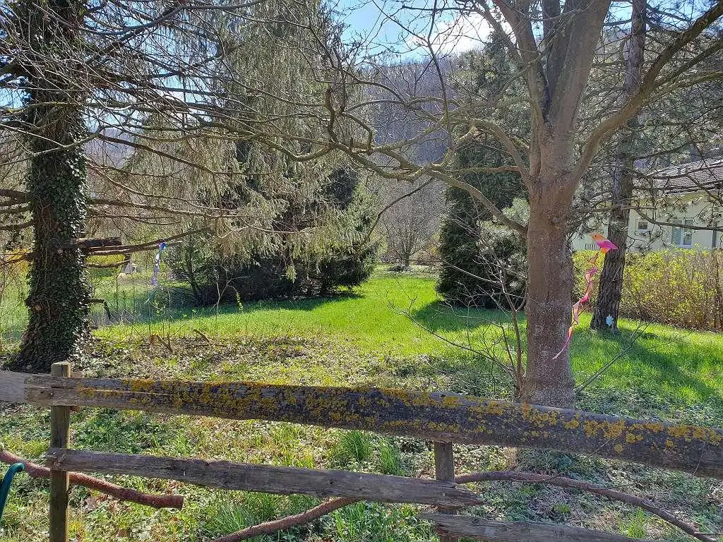 Großzügiges Baugrundstück mit ca. 1.070m2 in 3400 Klosterneuburg - Maria Gugging (Bauklasse I und II)