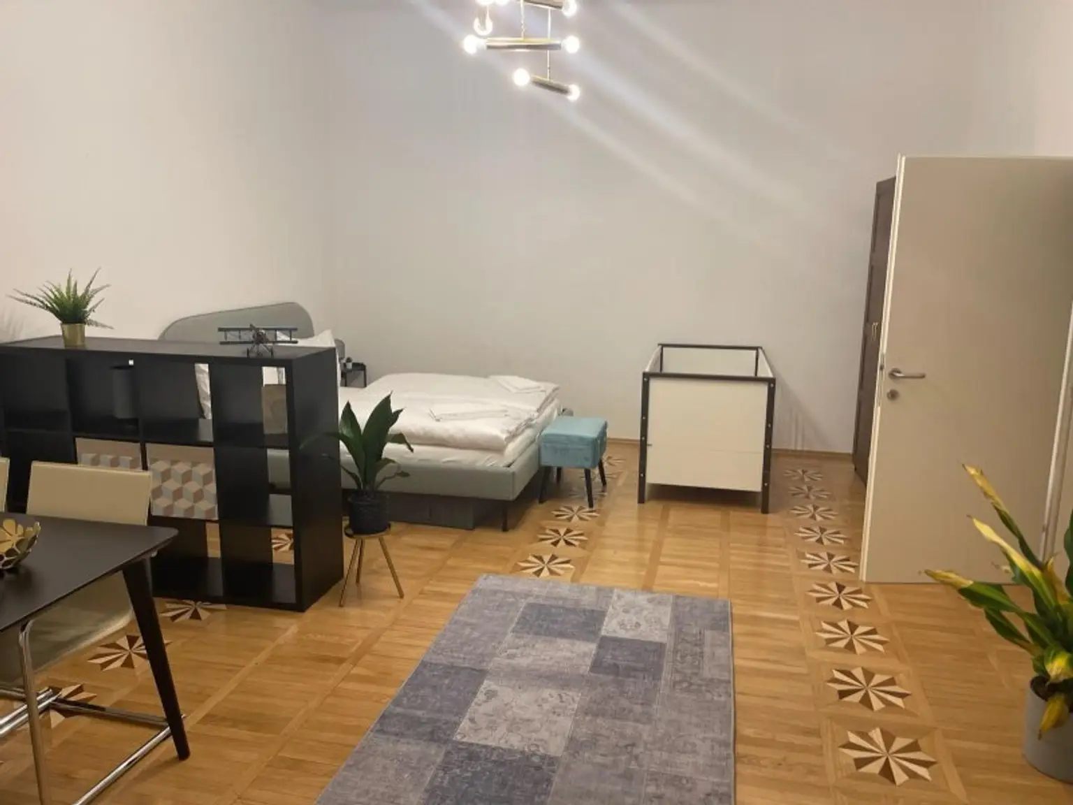 TOP AIRBNB-APARTMENT IN THE HEART OF VIENNA