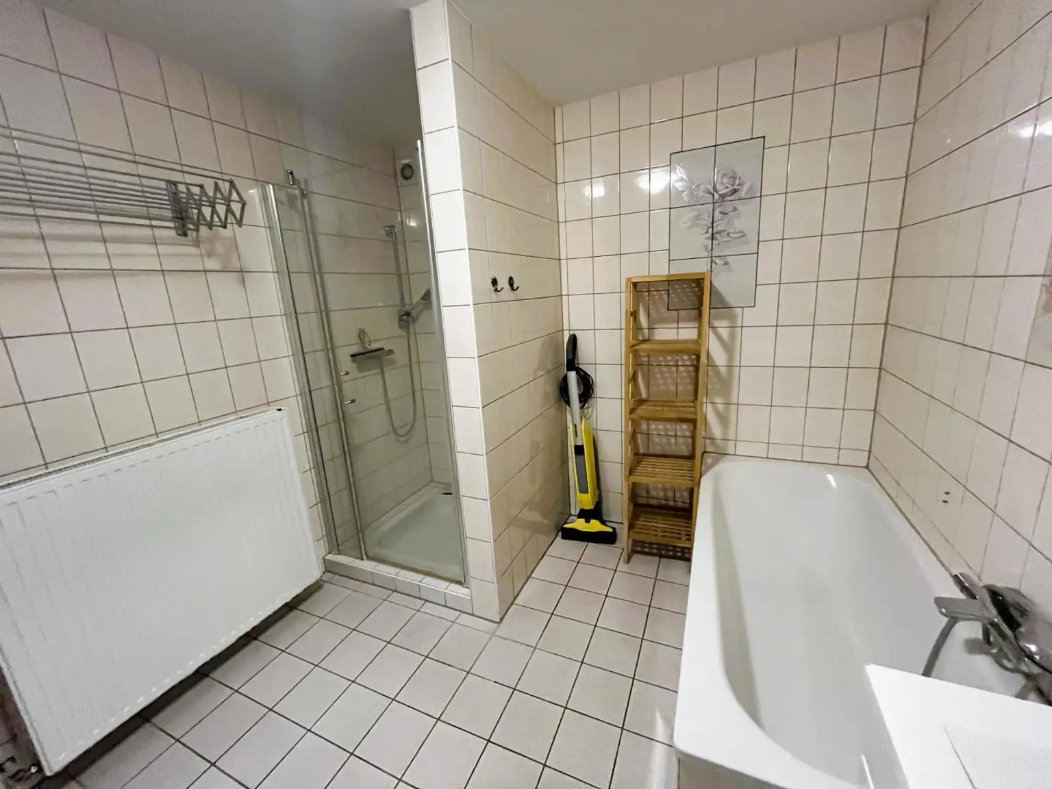 Erdgeschoss - Badezimmer