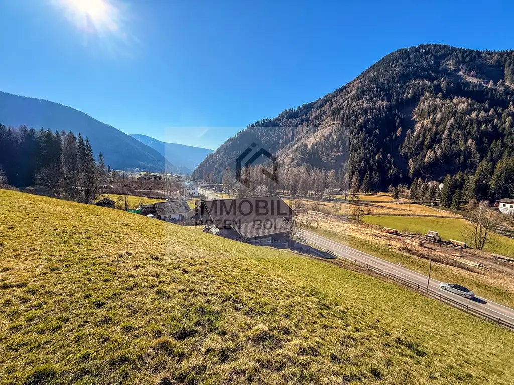 Bauernhof in sonniger Panoramalage – ein Juwel mit Potenzial