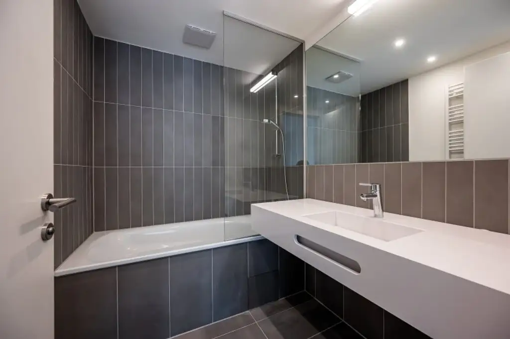 ++MOLLARD 50++ Fantastische 2-Zimmer-Wohnung mitten im Herzen der Stadt (1/11)