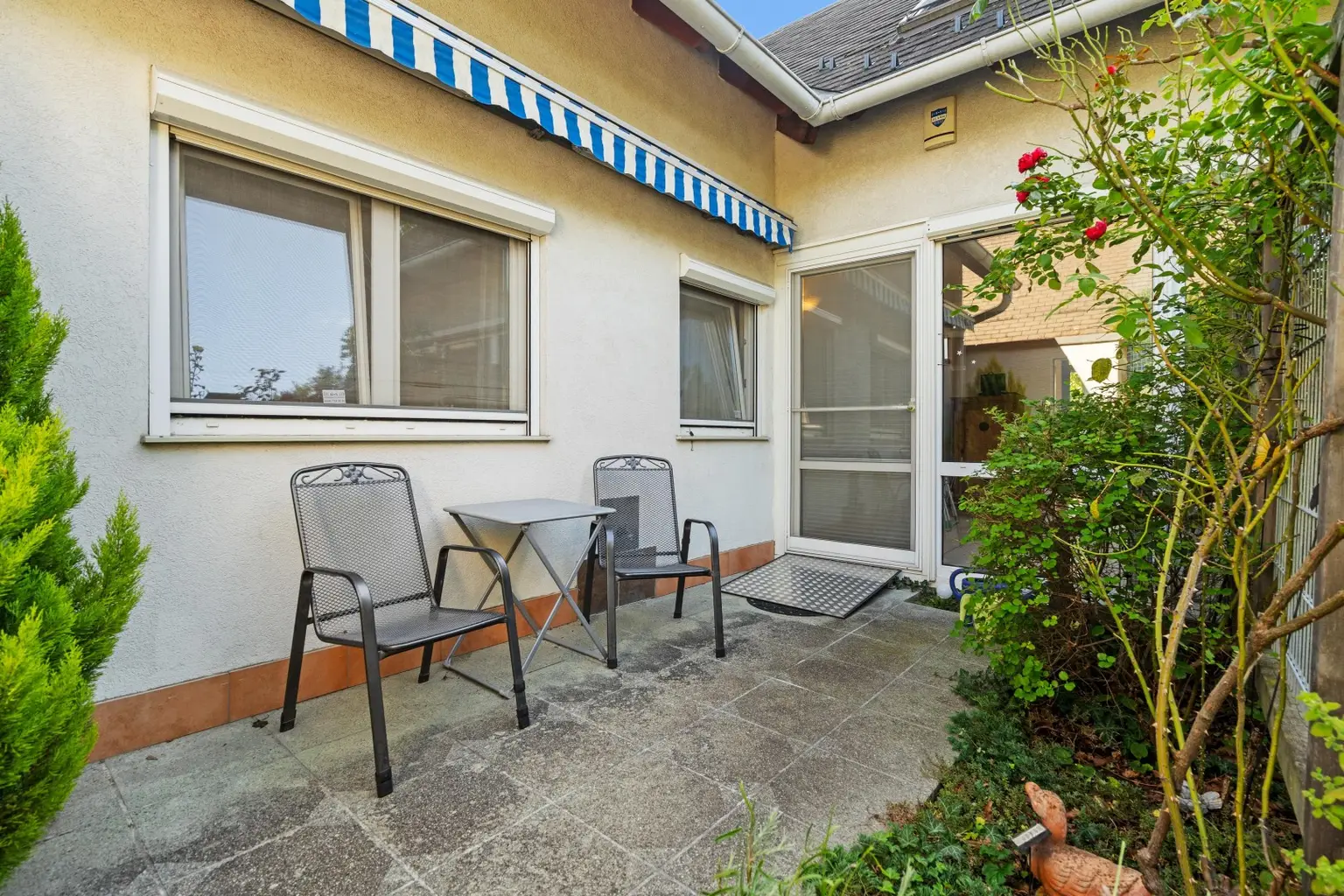 "Einfamilienhaus - 7 Zimmer- zu Fuß zum Badeteich Hirschstetten"