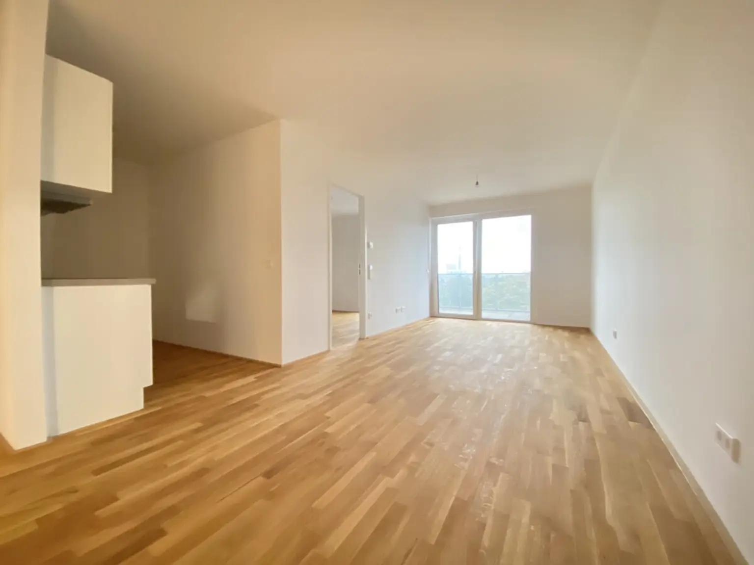 Top Weitblick Wohnung U3 2 Zimmer + Balkon - 1 bedroom apartment + balcony  ERSTBEZUG =Das Laurenz=