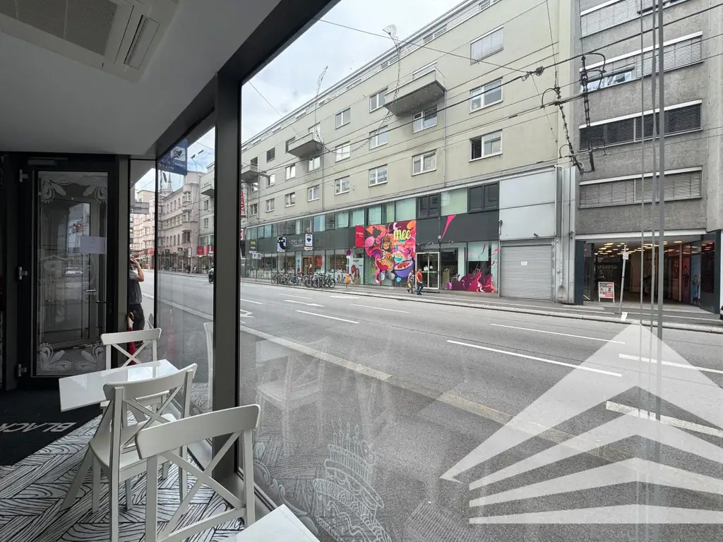 MOZARTSTRASSE - 64 m² Geschäfslokal mit großer Schaufensterfront in bester Innenstadtlage
