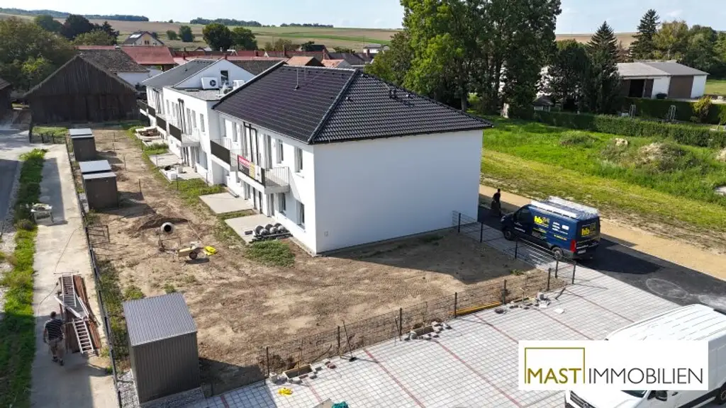 In Kürze verfügbar - 3 Zimmer Garten- bzw. Balkonwohnungen inkl. EWE Einbauküche und KFZ Stellplatz