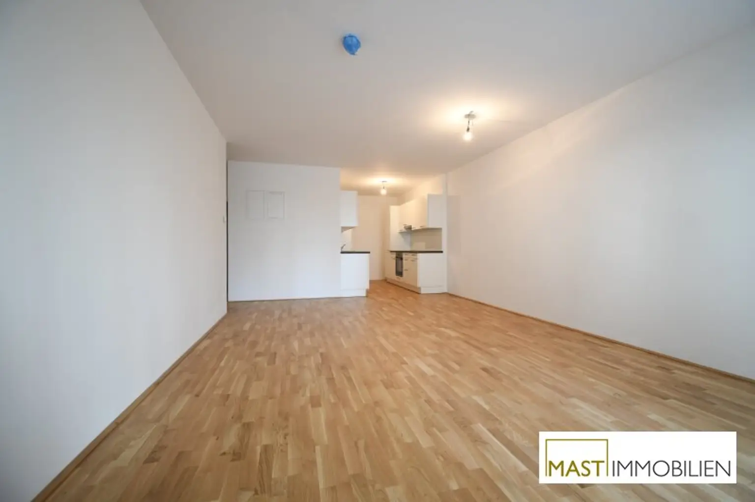 PROVISIONSFREI --- 2 Zimmer Garten Wohnung inkl. EWE Einbauküche & absoluter Ruhelage direkt in Spillern