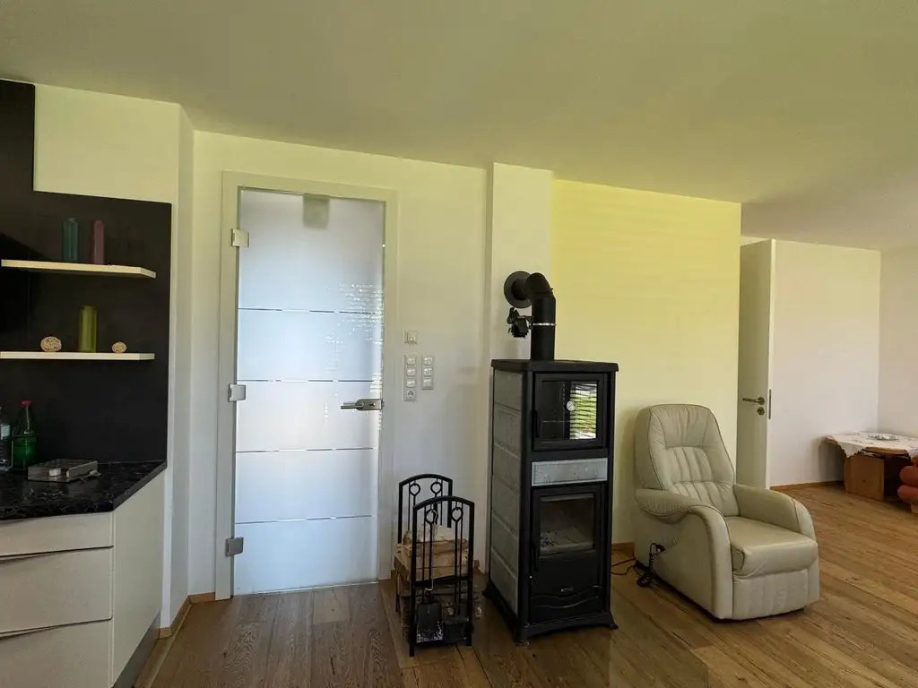Einfamilienhaus für anspruchsvolle Käufer - im Grünen und doch in Stadtnähe