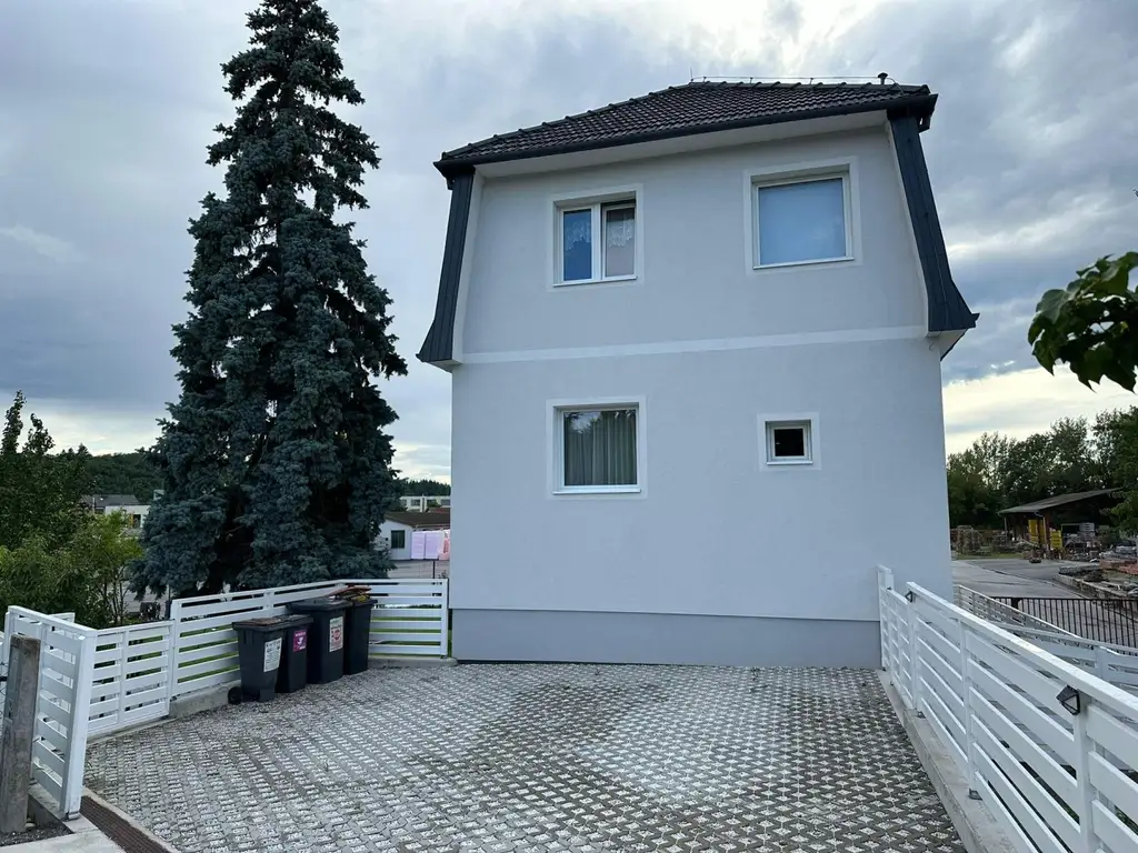 "Ein Haus für Familie & InvEsTmEnT!"
